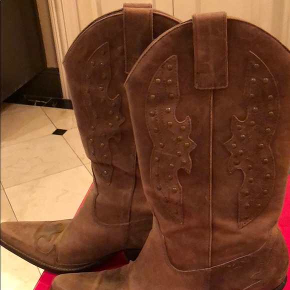 BCBGIRLS BOOTS - Picture 7 of 8